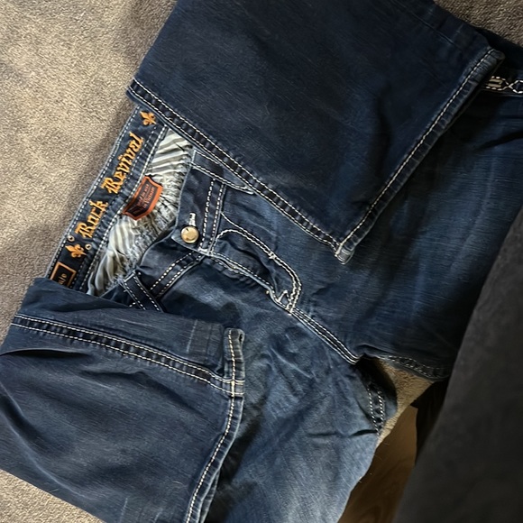 Rock revival boot cut Jean - Picture 2 of 9